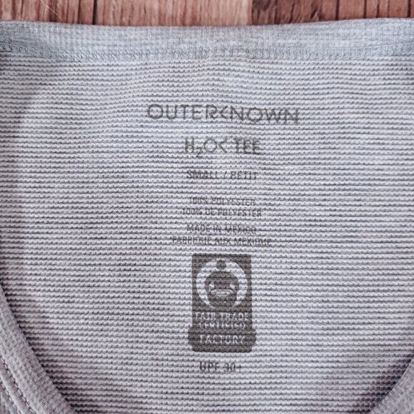 Outerknown Mens Size Small H2OK Tee Long Sleeve Shirt Gray UPF 30+ Performance - Picture 10 of 15
